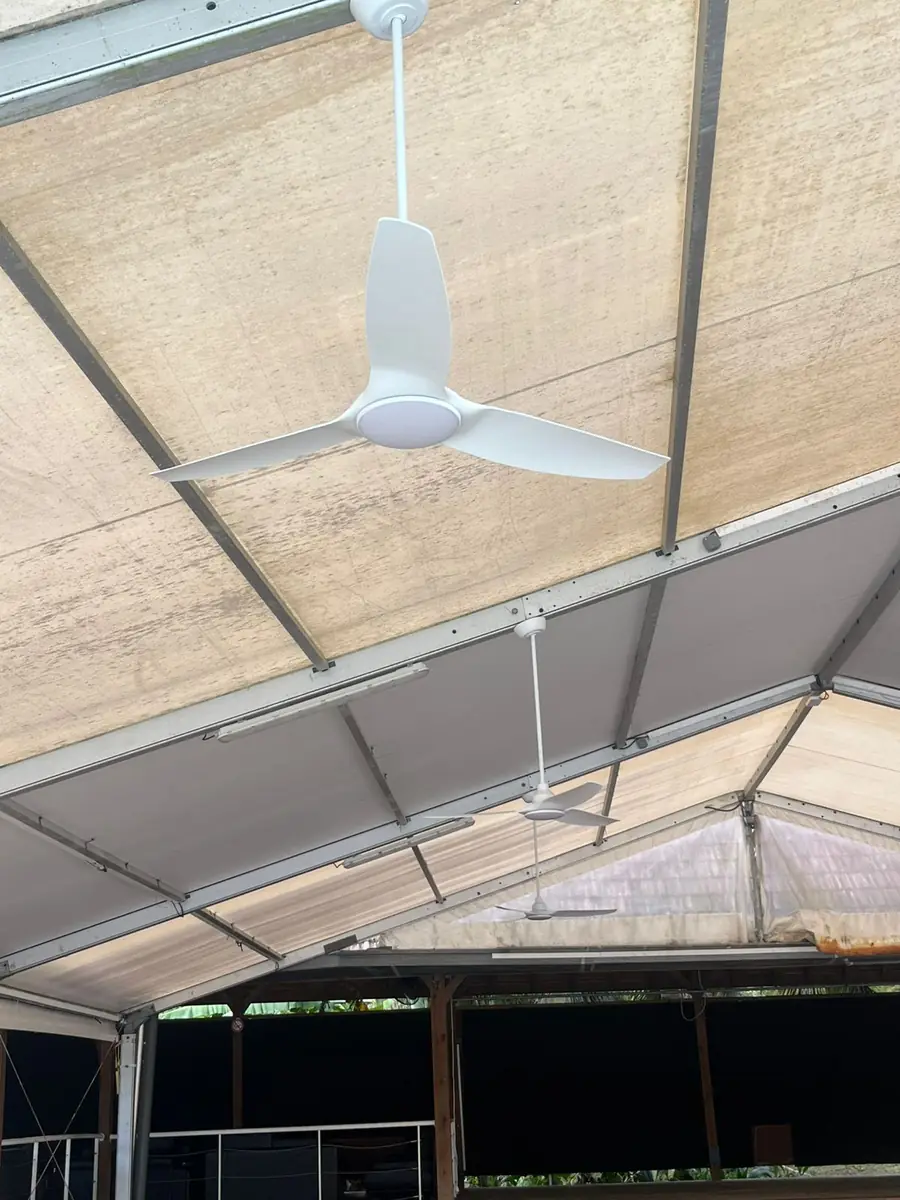 Après l'installation d'un brasseur d'air par Mes Primes Rénovations, en Martinique ou en Guadeloupe