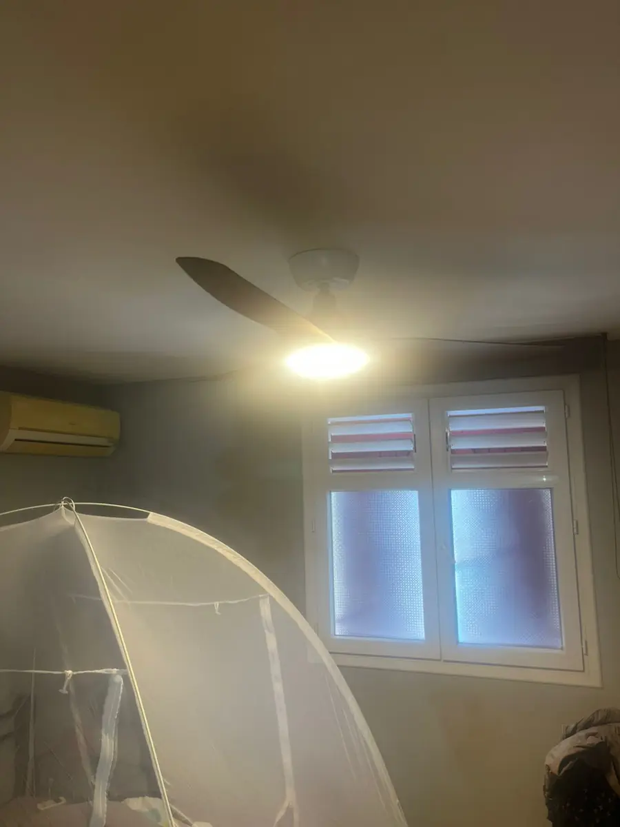 Après l'installation d'un brasseur d'air par Mes Primes Rénovations, en Martinique ou en Guadeloupe