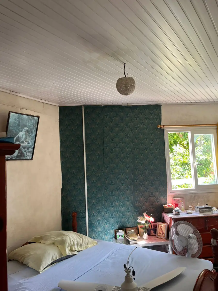 Avant l'installation d'un brasseur d'air par Mes Primes Rénovations, en Martinique ou en Guadeloupe