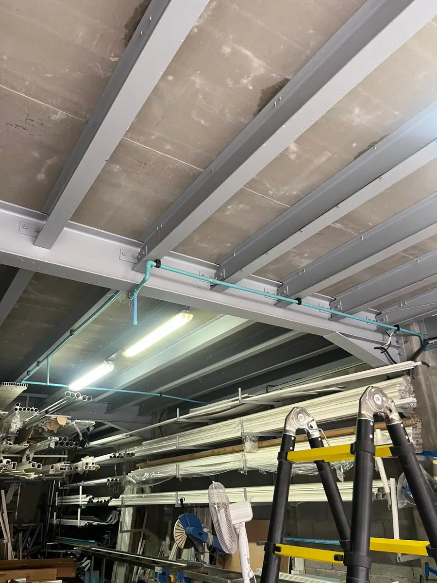 Avant l'installation d'un brasseur d'air par Mes Primes Rénovations, en Martinique ou en Guadeloupe